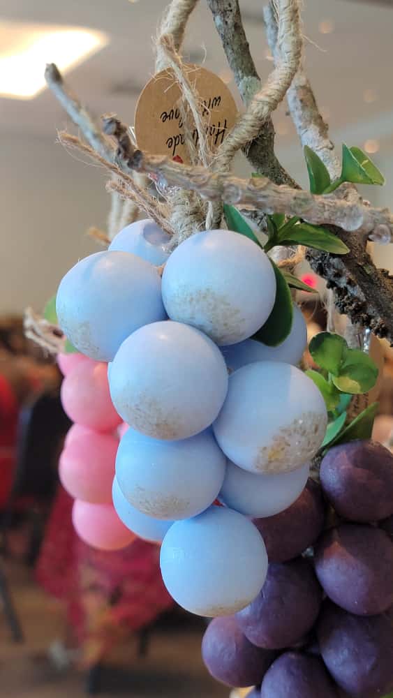 Oatmeal and Aloe Vera Grape Soap Buy 3 Get 1 Free & 4PCS