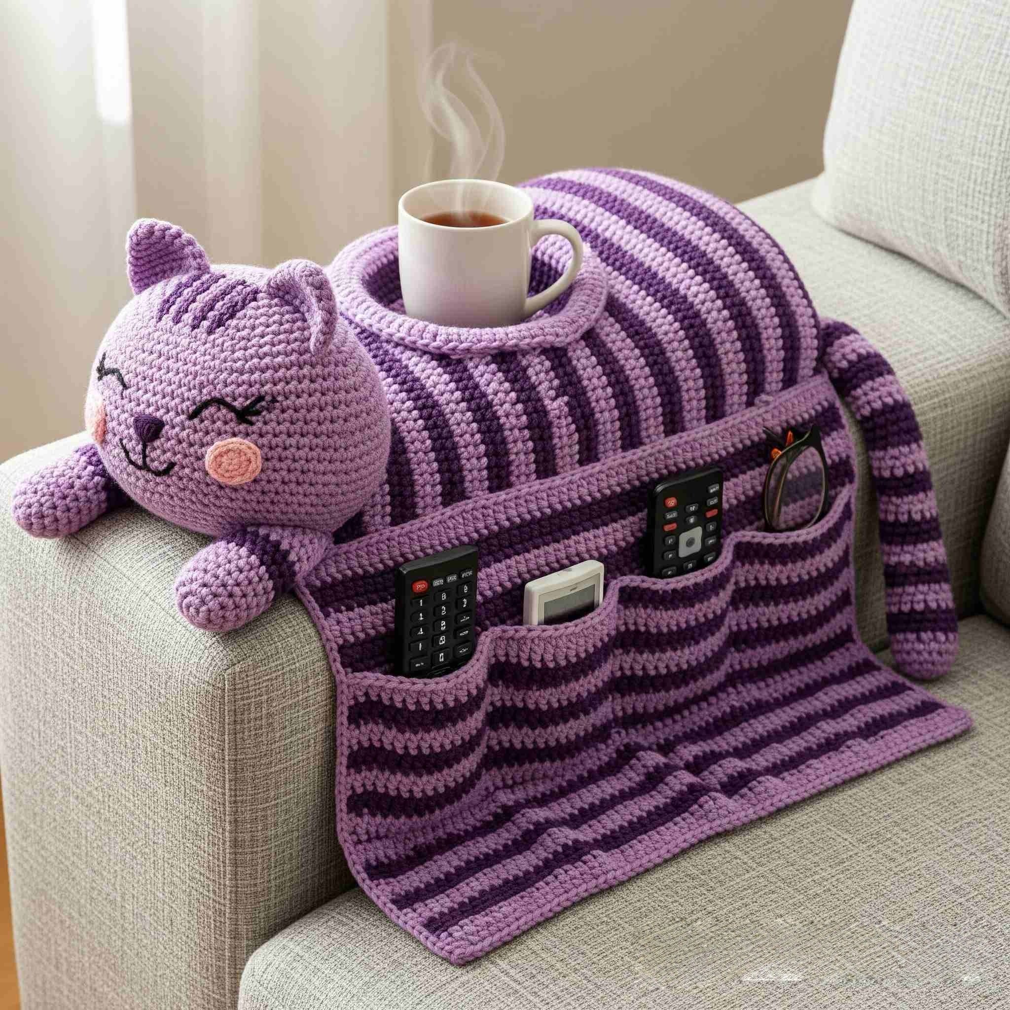 Crochet (Cat Dog Rabbit) Sofa Organizer | Perfect for Holding Remotes & Drinks
